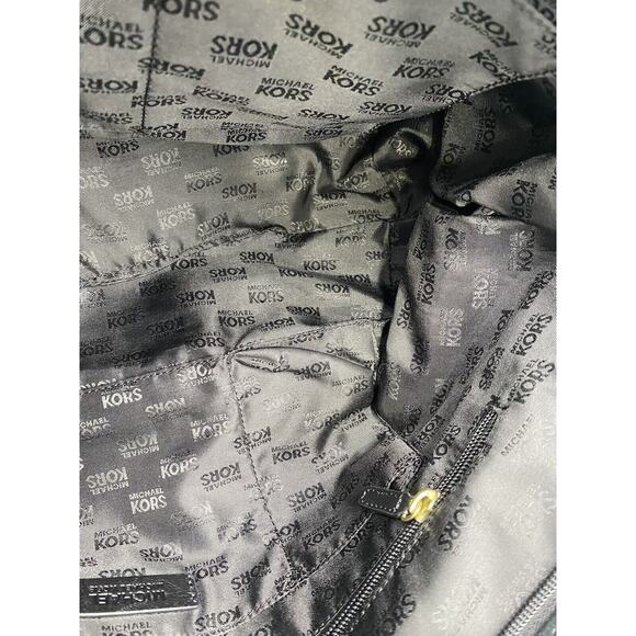 Auth. MICHAEL KORS Black Hudson Downtown Suede Shoulder Tote Bag E-1205‎ - Picture 6 of 9